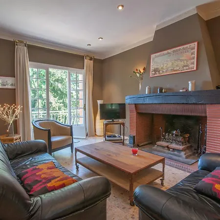Lavish In With A Swimming Pool Villa *