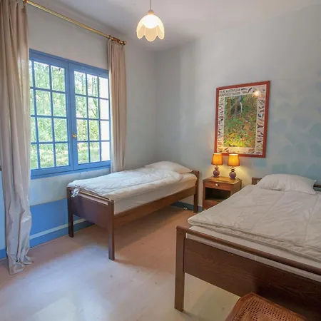Villa Lavish In With A Swimming Pool